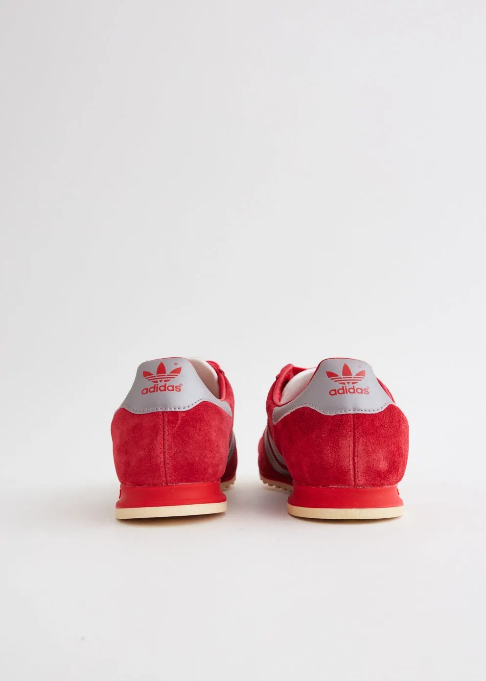 Guam 'Active Maroon' Sneakers
