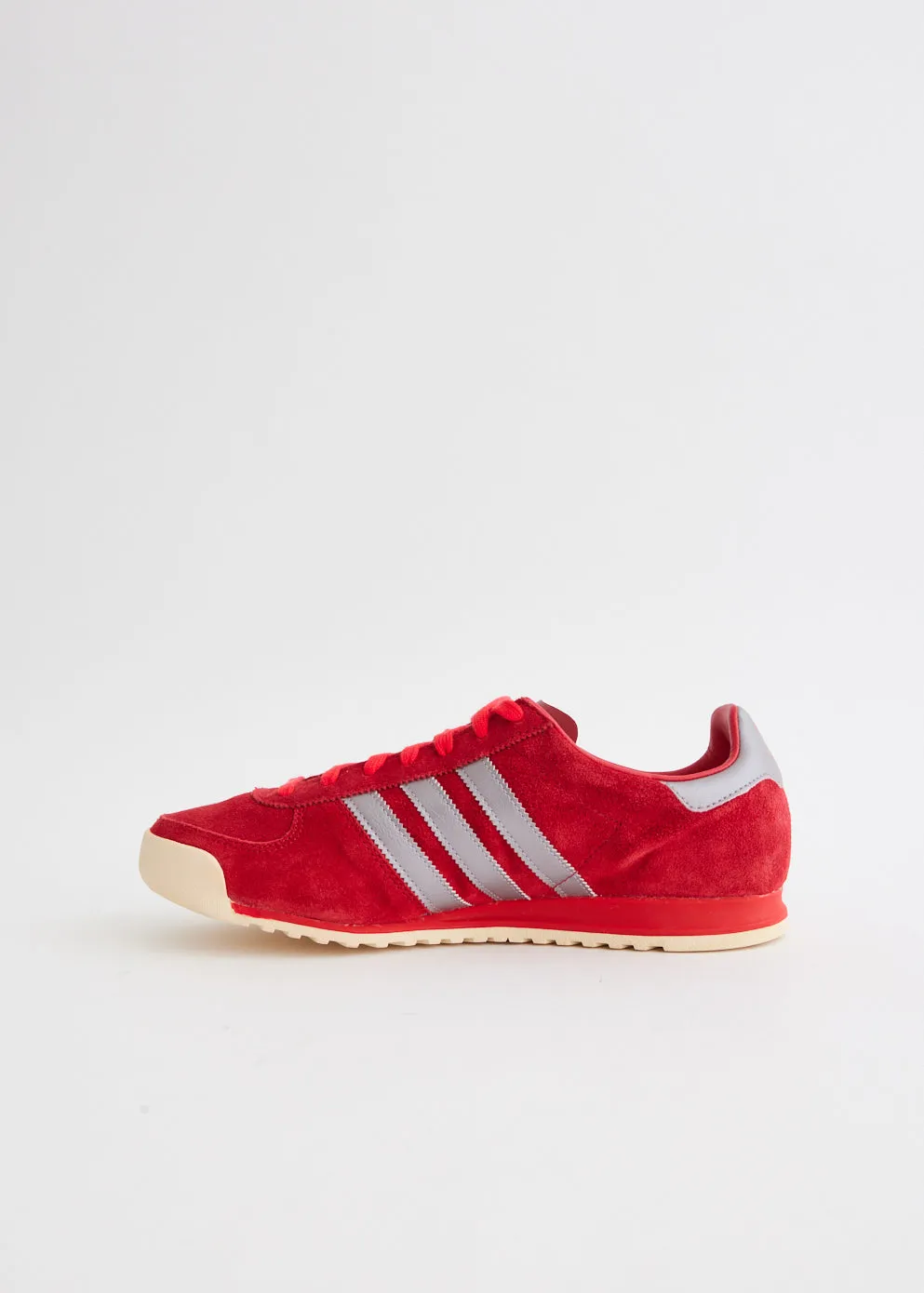 Guam 'Active Maroon' Sneakers