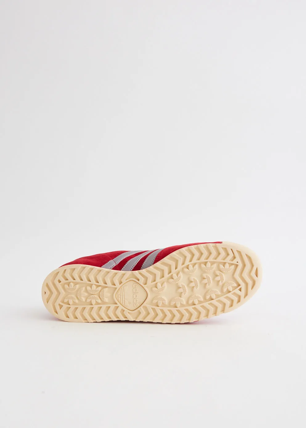 Guam 'Active Maroon' Sneakers