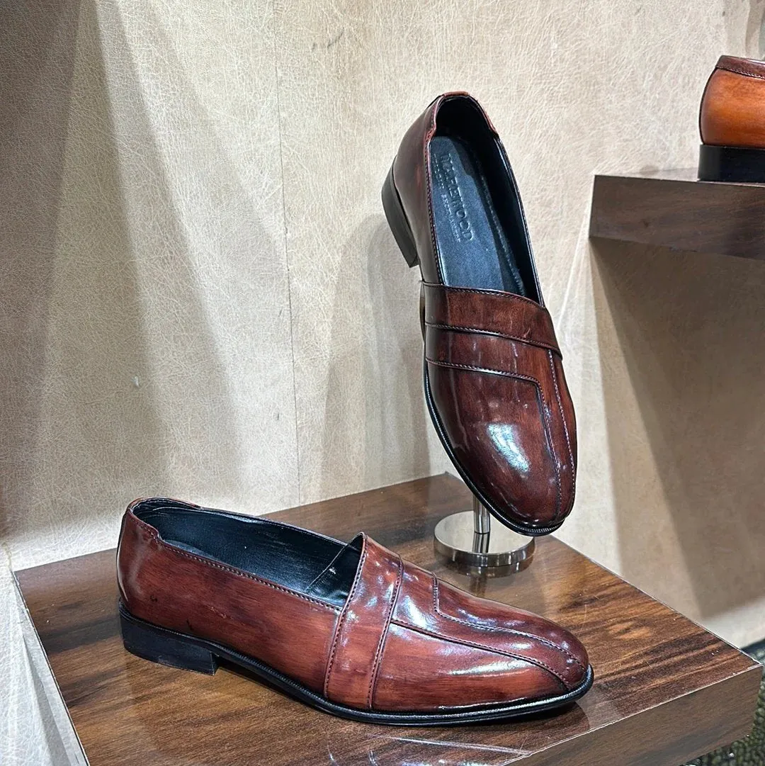 Peshawari slip-ons